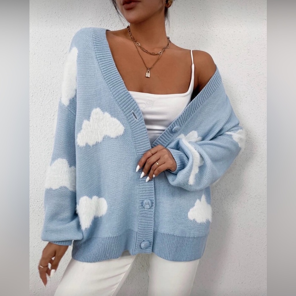 NWOT Cloud Print Knit Oversized Cardigan - Picture 6 of 6
